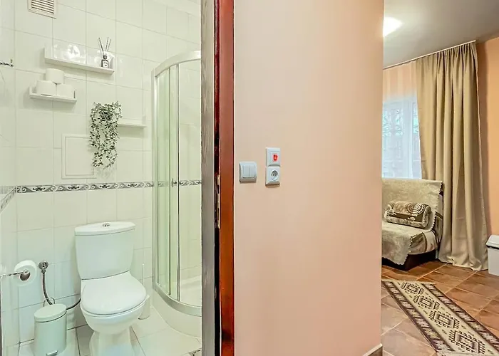 Fireplace Near Bus & Train Station Daire